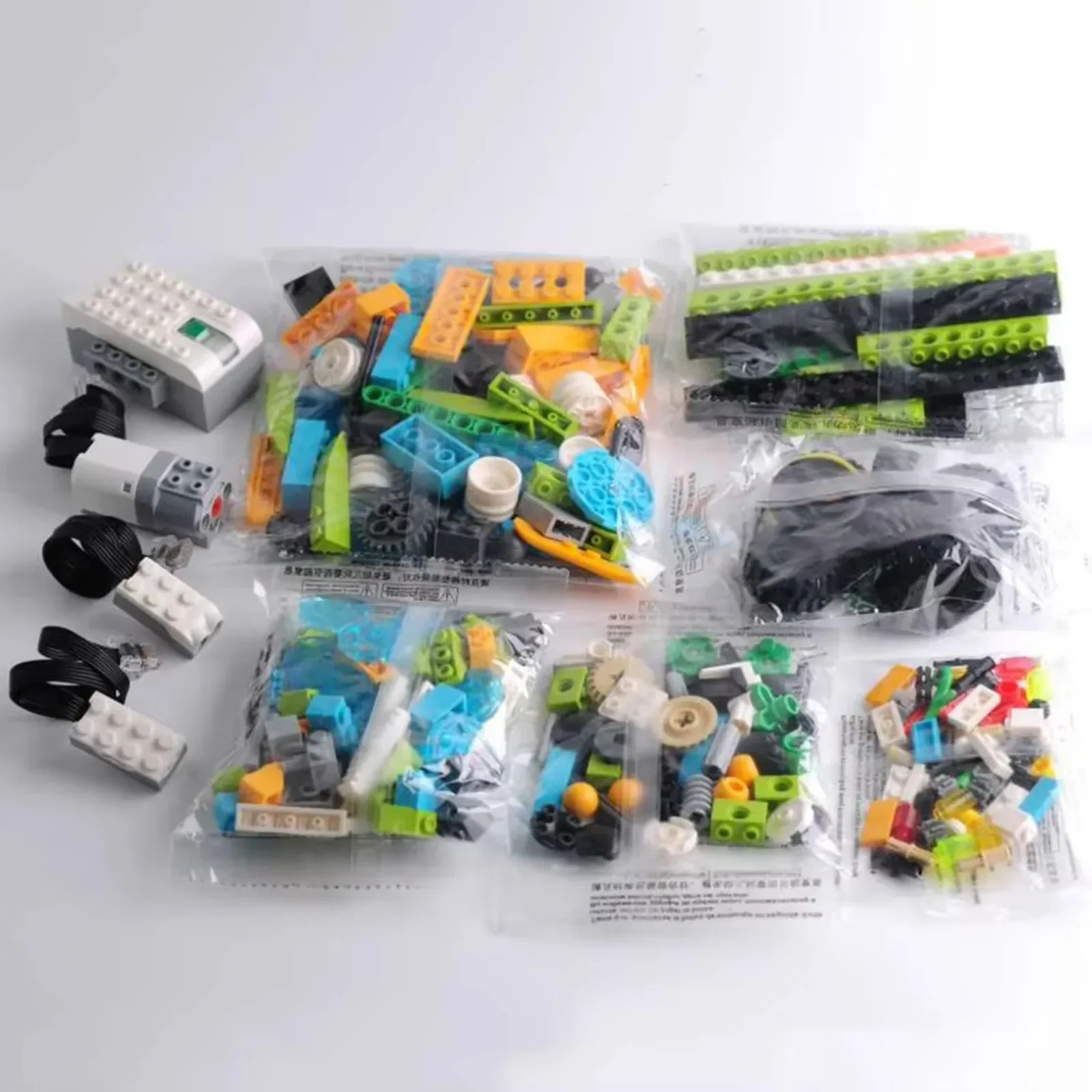 STEM We-do2.0 45300 Core Kit d - Electronics Project Kit avaliação e preço